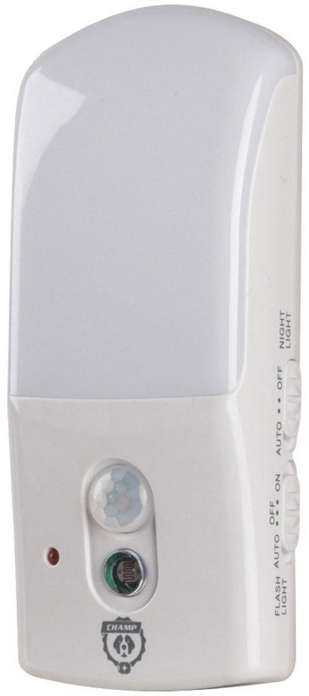Champ RCEP300NL: Emergency Nightlight Flashlight Combo