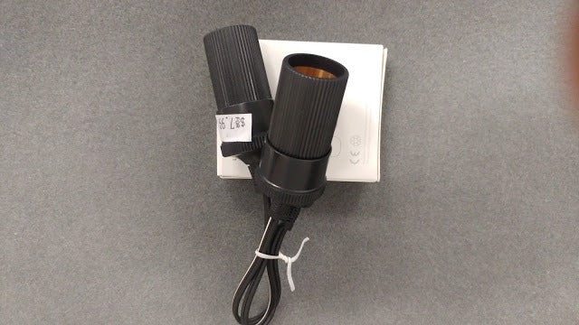 AS1023 Na:Car Cigarette Lighter Socket 1IN2OUT 1FT