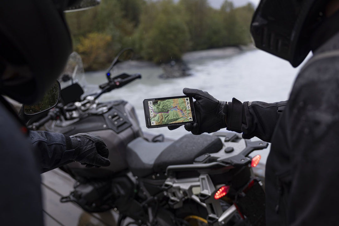 Garmin GAZUMOXT3-4.7: 4.7" Motorcycle Navigator