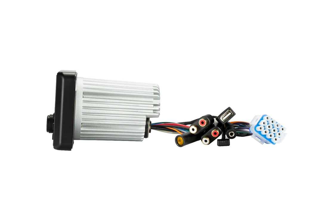 Kicker 46KMC3: Weather-Resistant Gauge-Style Media Center