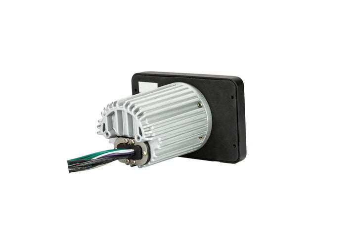 Kicker 46KMC3: Weather-Resistant Gauge-Style Media Center
