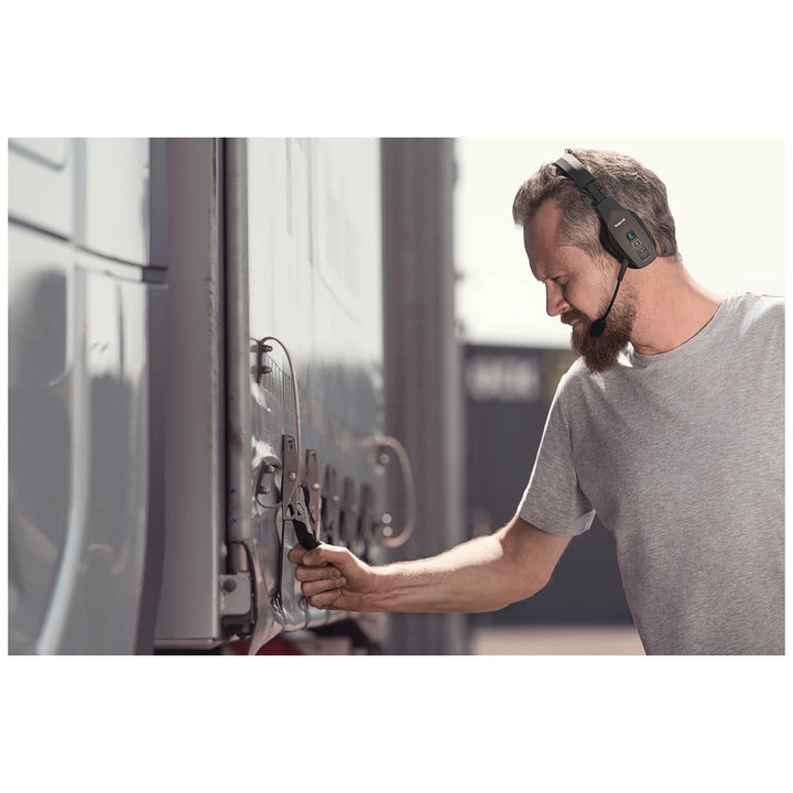 BlueParrott B550-XT: 100 % Voice-Activated Noise-Cancelling Bluetooth Headset