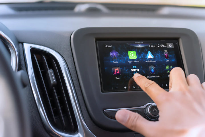 Alpine ILX-W670-S: 7" Ultra Shallow-Chassis Digital Multimedia Receiver