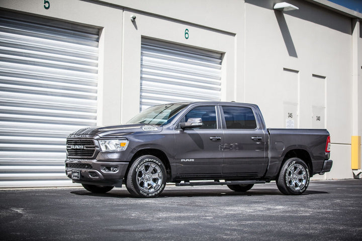 JL Audio SB-D-5GRAMCCF / 12TW3: 12" 800 W RMS 2-Ohms TW3-Series Dual Stealthbox Subwoofer Enclosure