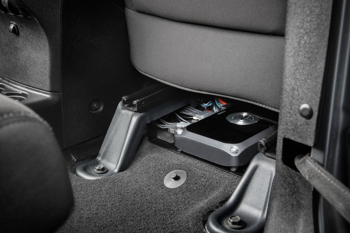 JL Audio JLSBA-J-JKU-UAR: Unlimited Amplifier Rack