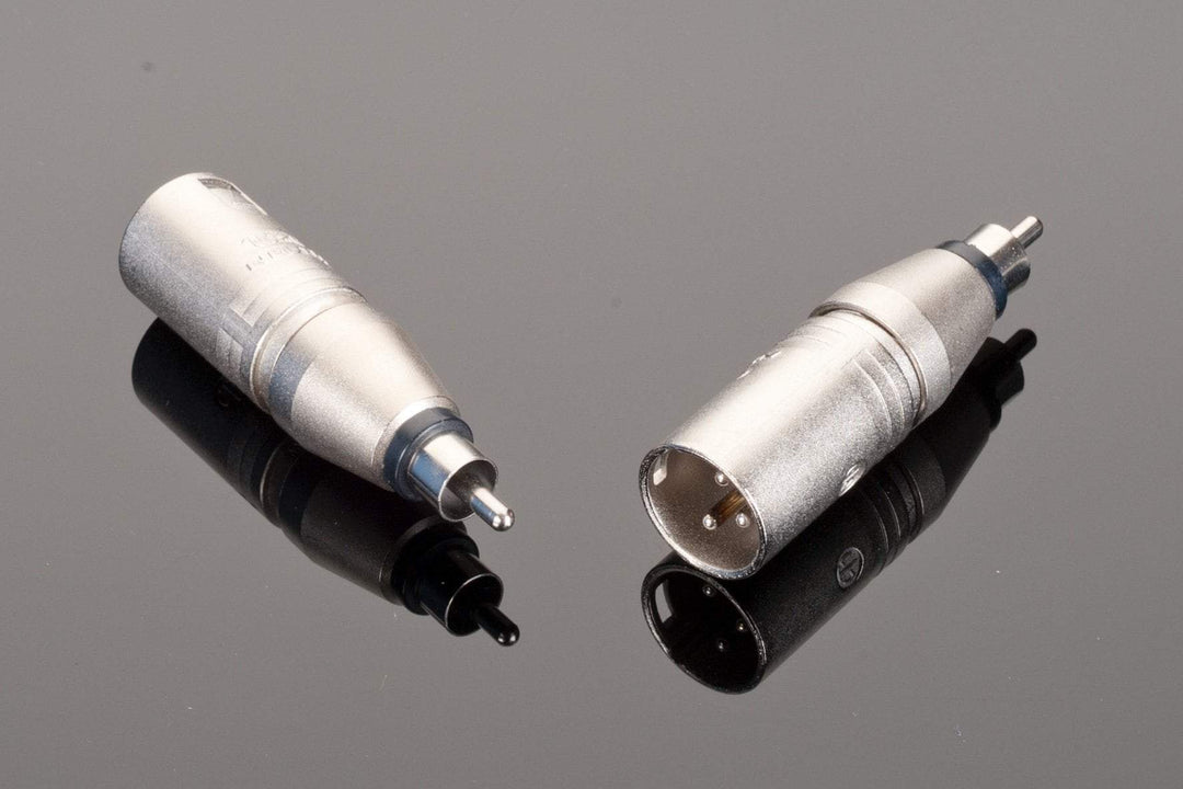 15-0641 AZ: XLR Male to RCA Male Plug Adapter